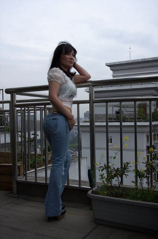 寂寞熟女媽媽的第一张照片--台湾987交友网