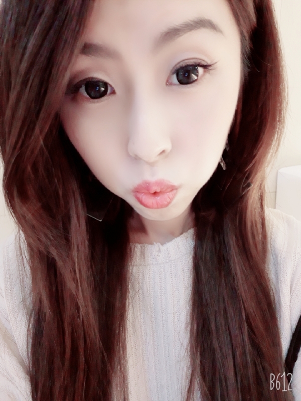 琳琳的第一张照片--台湾交友中心