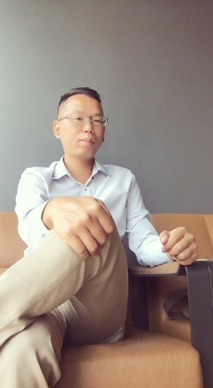 LI的第一张照片--台湾交友中心