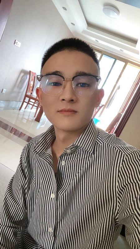 嘉禾望崗的第一张照片--台湾交友中心