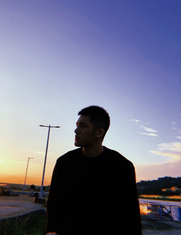 只抽半根煙的第二张照片--台湾交友中心