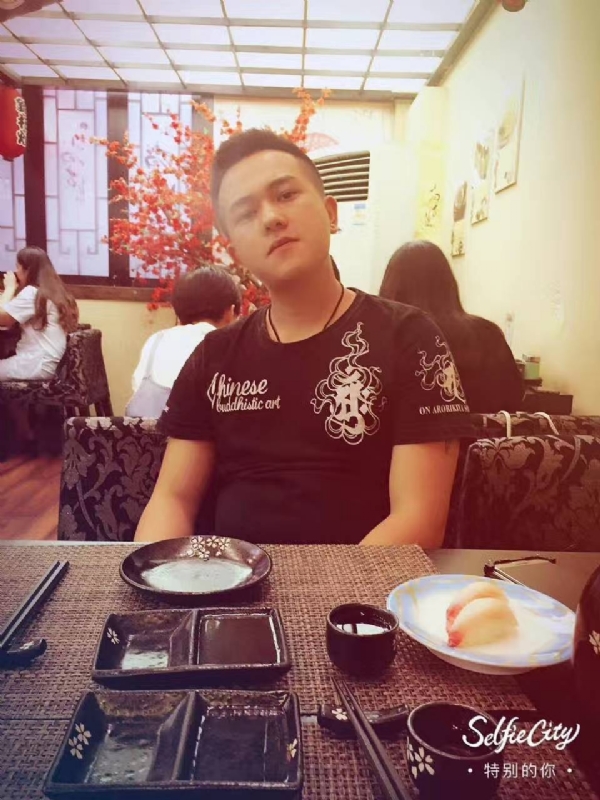 夏天的第四张照片--台湾交友中心