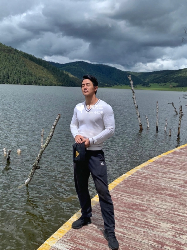 Austin的第一张照片--台湾交友中心